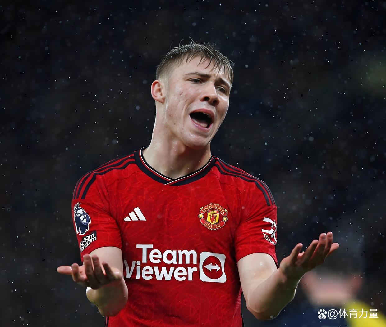 关于里程碑夜曼联调整名单,德甲赛前刷纪录,引发热议,赛季目标并未改变的信息 关于里程碑夜曼联调整名单,德甲赛前刷纪录,引发热议,赛季目标并未改变的信息