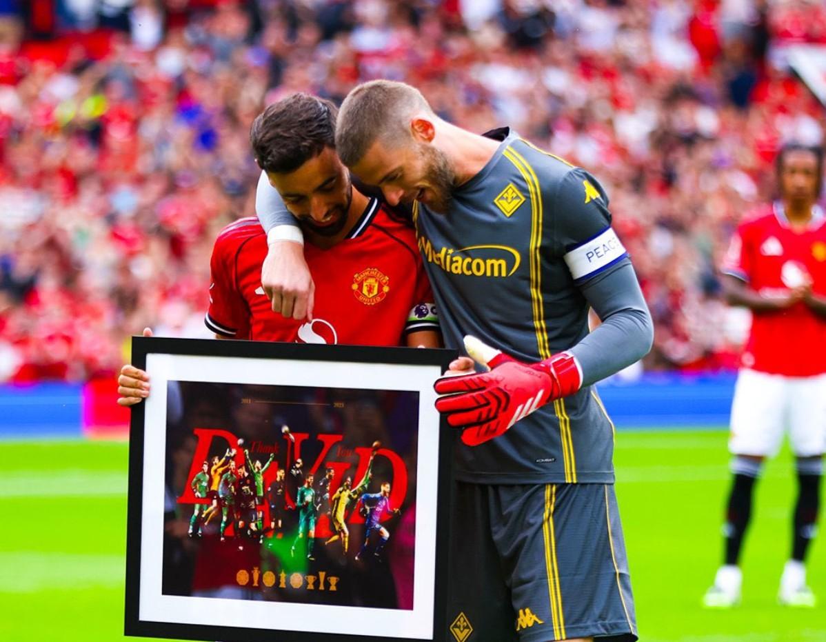 关于里程碑夜曼联调整名单,德甲赛前刷纪录,引发热议,赛季目标并未改变的信息 关于里程碑夜曼联调整名单,德甲赛前刷纪录,引发热议,赛季目标并未改变的信息