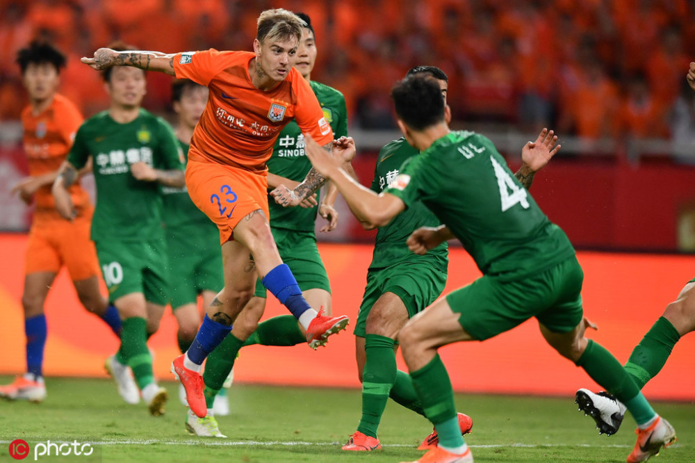 关于转会期中超焦点战，上海申花防线松动，话题不断，医务组通报恢复的信息-爱游戏体育官网